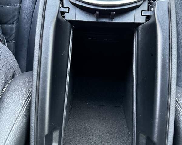 Черный Мерседес EQC, объемом двигателя 0 л и пробегом 155 тыс. км за 33800 $, фото 123 на Automoto.ua