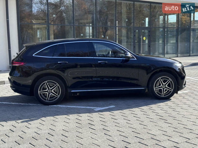 Черный Мерседес EQC, объемом двигателя 0 л и пробегом 75 тыс. км за 36500 $, фото 2 на Automoto.ua