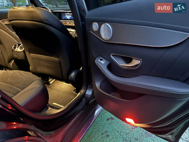 Черный Мерседес EQC, объемом двигателя 0 л и пробегом 137 тыс. км за 34000 $, фото 17 на Automoto.ua