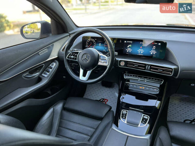 Черный Мерседес EQC, объемом двигателя 0 л и пробегом 49 тыс. км за 39900 $, фото 36 на Automoto.ua