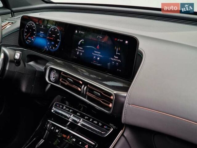 Черный Мерседес EQC, объемом двигателя 0 л и пробегом 60 тыс. км за 39990 $, фото 60 на Automoto.ua