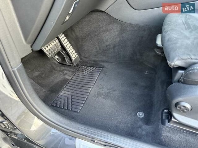 Черный Мерседес EQC, объемом двигателя 0 л и пробегом 155 тыс. км за 33800 $, фото 70 на Automoto.ua