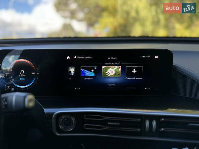 Черный Мерседес EQC, объемом двигателя 0 л и пробегом 65 тыс. км за 38800 $, фото 163 на Automoto.ua