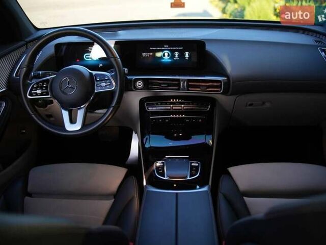 Черный Мерседес EQC, объемом двигателя 0 л и пробегом 78 тыс. км за 33900 $, фото 27 на Automoto.ua