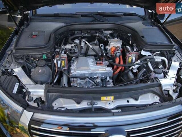 Черный Мерседес EQC, объемом двигателя 0 л и пробегом 78 тыс. км за 33900 $, фото 53 на Automoto.ua