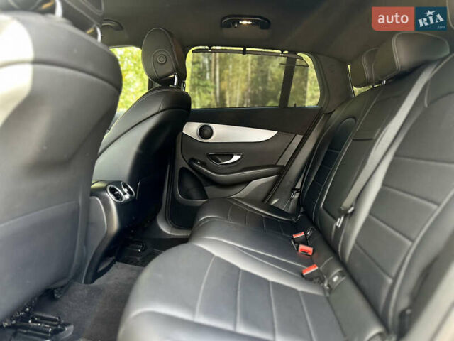Черный Мерседес EQC, объемом двигателя 0 л и пробегом 65 тыс. км за 38800 $, фото 69 на Automoto.ua