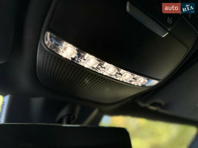 Черный Мерседес EQC, объемом двигателя 0 л и пробегом 65 тыс. км за 38800 $, фото 177 на Automoto.ua