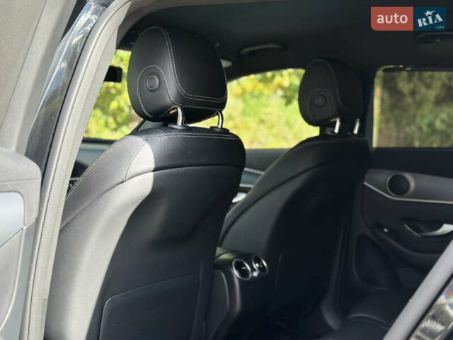 Черный Мерседес EQC, объемом двигателя 0 л и пробегом 65 тыс. км за 38800 $, фото 80 на Automoto.ua