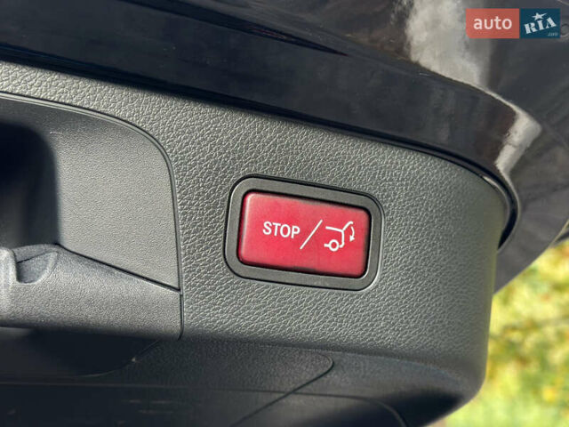 Черный Мерседес EQC, объемом двигателя 0 л и пробегом 65 тыс. км за 38800 $, фото 85 на Automoto.ua