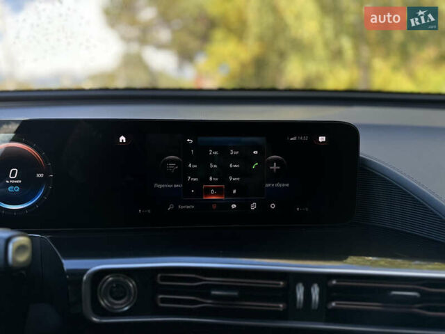 Черный Мерседес EQC, объемом двигателя 0 л и пробегом 65 тыс. км за 38800 $, фото 122 на Automoto.ua