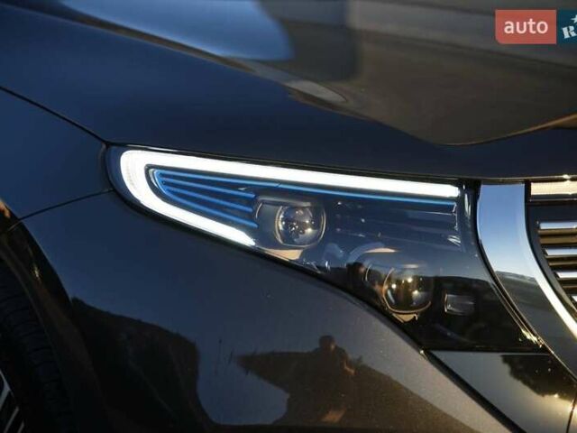 Черный Мерседес EQC, объемом двигателя 0 л и пробегом 78 тыс. км за 33900 $, фото 11 на Automoto.ua