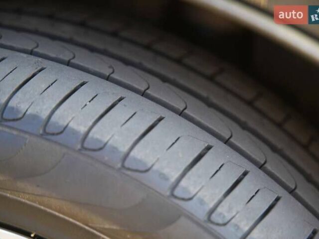 Черный Мерседес EQC, объемом двигателя 0 л и пробегом 78 тыс. км за 33900 $, фото 20 на Automoto.ua