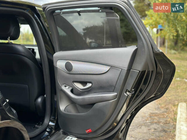 Черный Мерседес EQC, объемом двигателя 0 л и пробегом 65 тыс. км за 38800 $, фото 72 на Automoto.ua