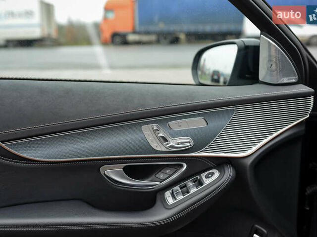 Чорний Мерседес EQC, об'ємом двигуна 0 л та пробігом 75 тис. км за 35500 $, фото 25 на Automoto.ua