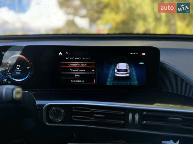 Черный Мерседес EQC, объемом двигателя 0 л и пробегом 65 тыс. км за 38800 $, фото 146 на Automoto.ua