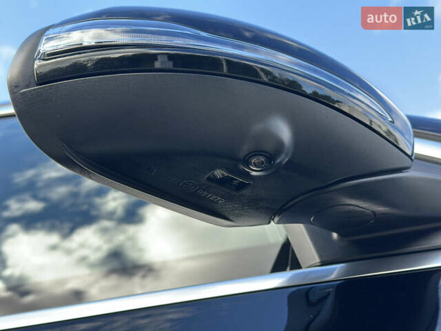 Черный Мерседес EQC, объемом двигателя 0 л и пробегом 65 тыс. км за 38800 $, фото 23 на Automoto.ua