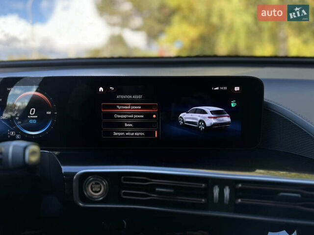 Черный Мерседес EQC, объемом двигателя 0 л и пробегом 65 тыс. км за 38800 $, фото 149 на Automoto.ua