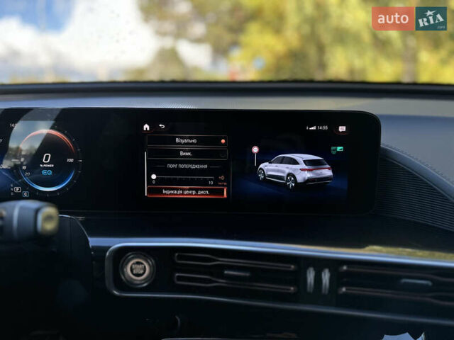 Черный Мерседес EQC, объемом двигателя 0 л и пробегом 65 тыс. км за 38800 $, фото 145 на Automoto.ua