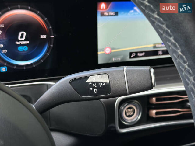 Черный Мерседес EQC, объемом двигателя 0 л и пробегом 65 тыс. км за 38800 $, фото 61 на Automoto.ua