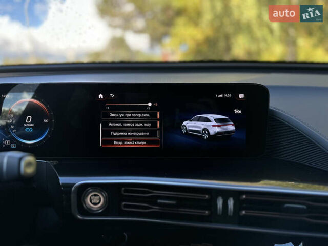 Черный Мерседес EQC, объемом двигателя 0 л и пробегом 65 тыс. км за 38800 $, фото 143 на Automoto.ua
