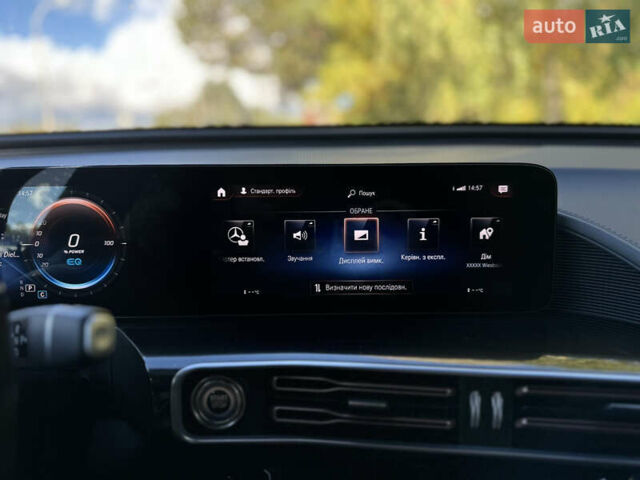 Черный Мерседес EQC, объемом двигателя 0 л и пробегом 65 тыс. км за 38800 $, фото 164 на Automoto.ua
