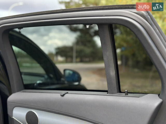 Черный Мерседес EQC, объемом двигателя 0 л и пробегом 65 тыс. км за 38800 $, фото 73 на Automoto.ua