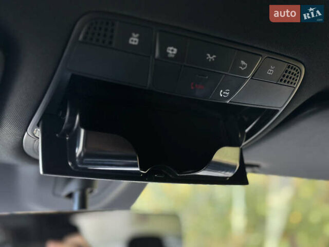 Черный Мерседес EQC, объемом двигателя 0 л и пробегом 65 тыс. км за 38800 $, фото 67 на Automoto.ua