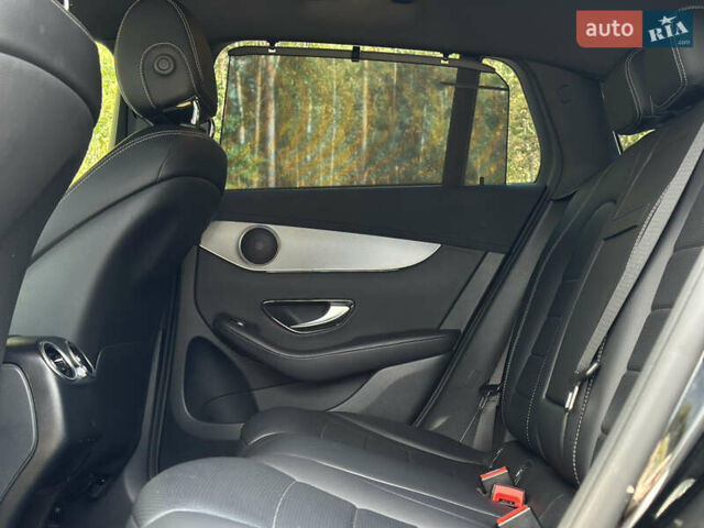 Черный Мерседес EQC, объемом двигателя 0 л и пробегом 65 тыс. км за 38800 $, фото 79 на Automoto.ua