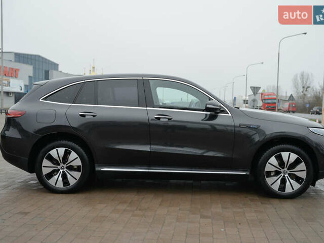 Чорний Мерседес EQC, об'ємом двигуна 0 л та пробігом 75 тис. км за 35500 $, фото 7 на Automoto.ua