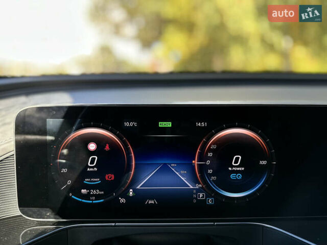 Черный Мерседес EQC, объемом двигателя 0 л и пробегом 65 тыс. км за 38800 $, фото 112 на Automoto.ua