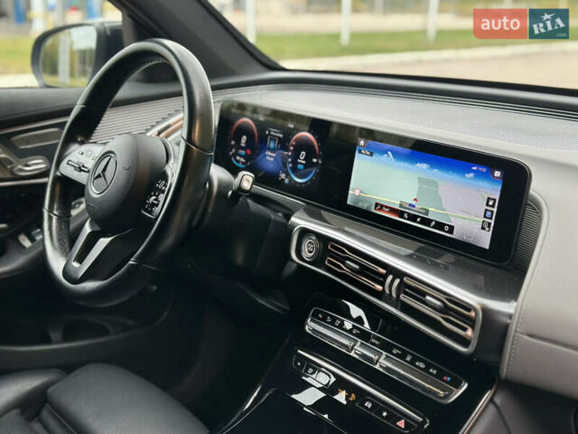 Черный Мерседес EQC, объемом двигателя 0 л и пробегом 65 тыс. км за 38800 $, фото 43 на Automoto.ua