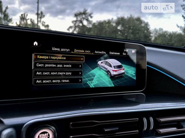 Черный Мерседес EQC, объемом двигателя 0 л и пробегом 1 тыс. км за 56999 $, фото 46 на Automoto.ua