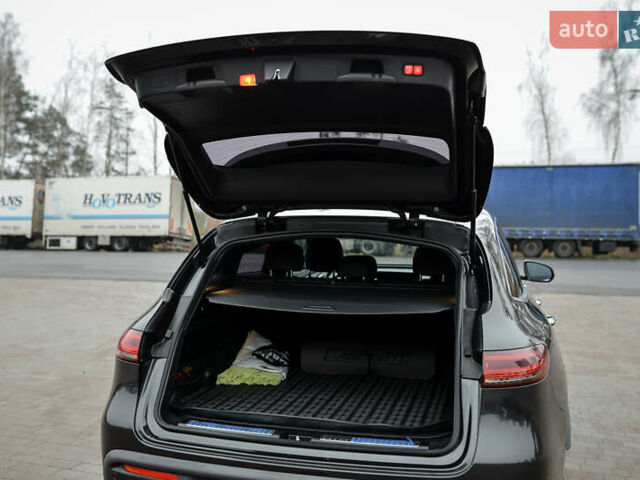 Чорний Мерседес EQC, об'ємом двигуна 0 л та пробігом 75 тис. км за 35500 $, фото 18 на Automoto.ua