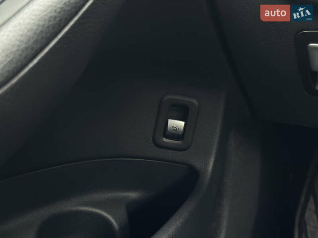 Черный Мерседес EQC, объемом двигателя 0 л и пробегом 65 тыс. км за 38800 $, фото 57 на Automoto.ua