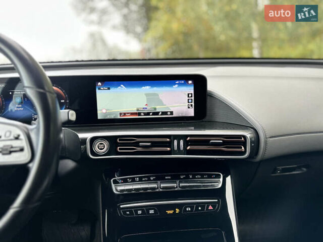Черный Мерседес EQC, объемом двигателя 0 л и пробегом 65 тыс. км за 38800 $, фото 49 на Automoto.ua