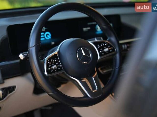 Черный Мерседес EQC, объемом двигателя 0 л и пробегом 78 тыс. км за 33900 $, фото 29 на Automoto.ua