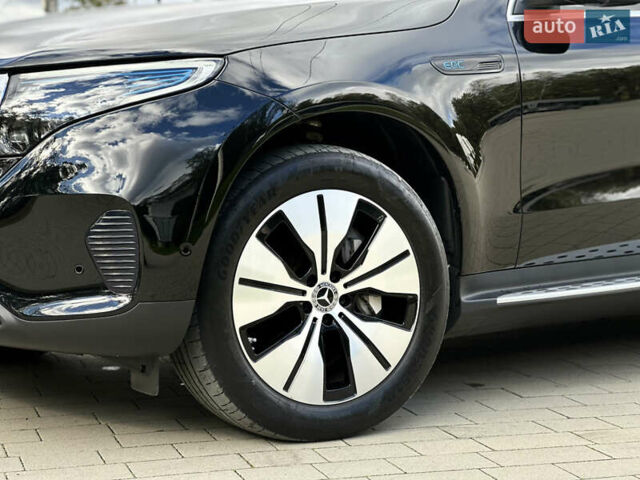 Черный Мерседес EQC, объемом двигателя 0 л и пробегом 65 тыс. км за 38800 $, фото 3 на Automoto.ua