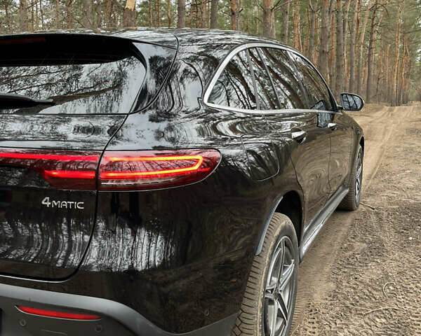 Чорний Мерседес EQC, об'ємом двигуна 0 л та пробігом 52 тис. км за 40500 $, фото 10 на Automoto.ua