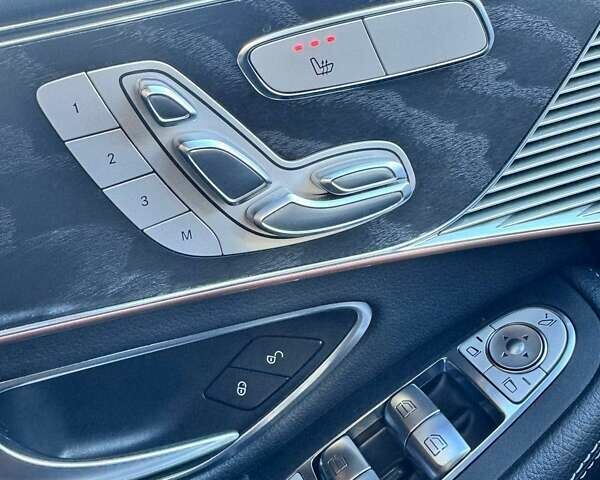 Черный Мерседес EQC, объемом двигателя 0 л и пробегом 41 тыс. км за 24750 $, фото 6 на Automoto.ua