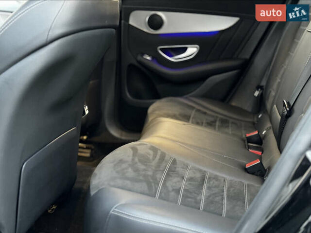 Чорний Мерседес EQC, об'ємом двигуна 0 л та пробігом 41 тис. км за 50000 $, фото 32 на Automoto.ua