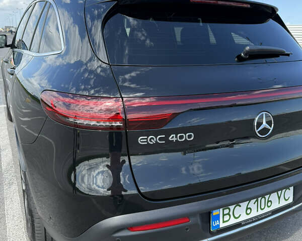 Чорний Мерседес EQC, об'ємом двигуна 0 л та пробігом 60 тис. км за 40400 $, фото 31 на Automoto.ua