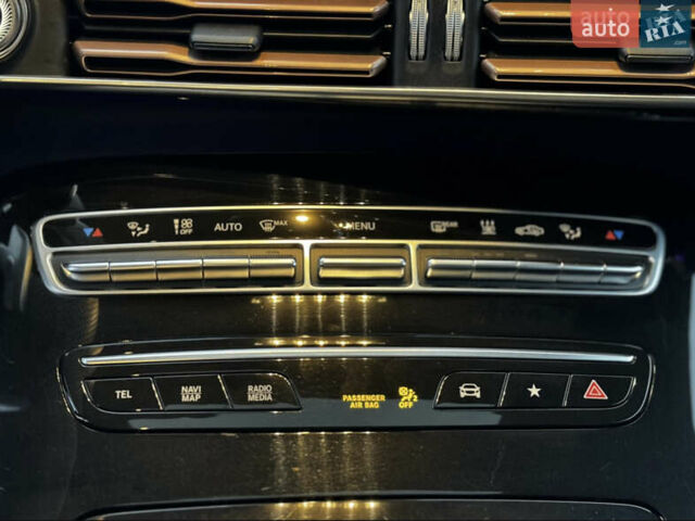 Чорний Мерседес EQC, об'ємом двигуна 0 л та пробігом 41 тис. км за 50000 $, фото 57 на Automoto.ua