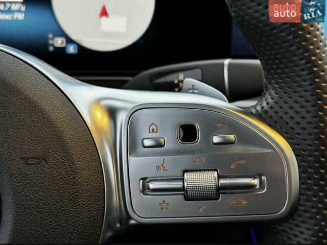 Черный Мерседес EQC, объемом двигателя 0 л и пробегом 41 тыс. км за 44000 $, фото 26 на Automoto.ua