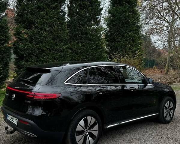 Чорний Мерседес EQC, об'ємом двигуна 0 л та пробігом 36 тис. км за 36900 $, фото 10 на Automoto.ua