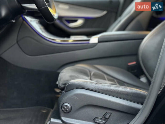 Чорний Мерседес EQC, об'ємом двигуна 0 л та пробігом 41 тис. км за 50000 $, фото 61 на Automoto.ua