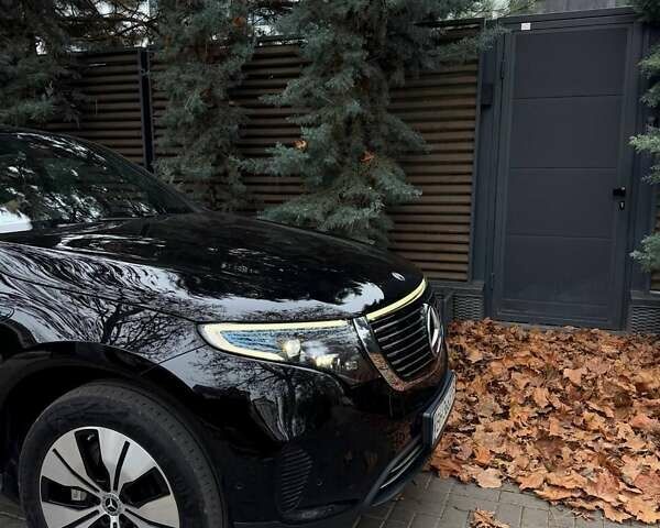 Чорний Мерседес EQC, об'ємом двигуна 0 л та пробігом 36 тис. км за 36900 $, фото 7 на Automoto.ua