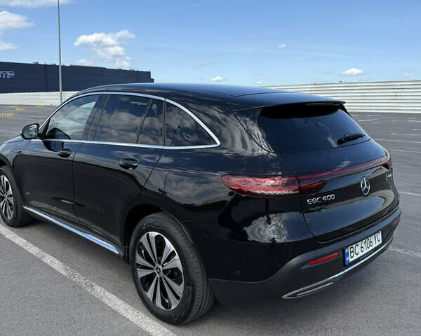 Чорний Мерседес EQC, об'ємом двигуна 0 л та пробігом 60 тис. км за 40400 $, фото 29 на Automoto.ua