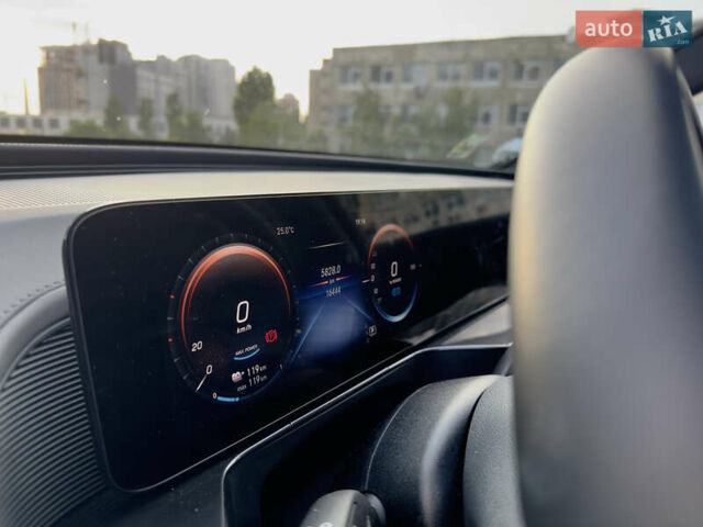 Черный Мерседес EQC, объемом двигателя 0 л и пробегом 16 тыс. км за 47500 $, фото 9 на Automoto.ua