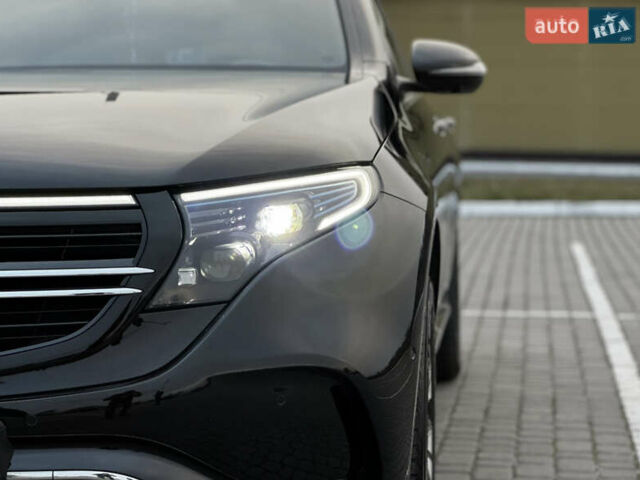 Чорний Мерседес EQC, об'ємом двигуна 0 л та пробігом 41 тис. км за 50000 $, фото 6 на Automoto.ua