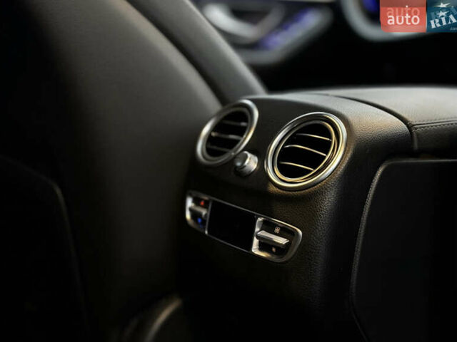 Черный Мерседес EQC, объемом двигателя 0 л и пробегом 41 тыс. км за 44000 $, фото 21 на Automoto.ua